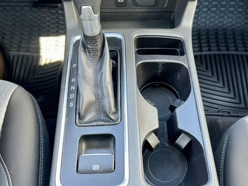 Used 2017 Ford Escape SE w/ Equipment Group 201A FWD image 28