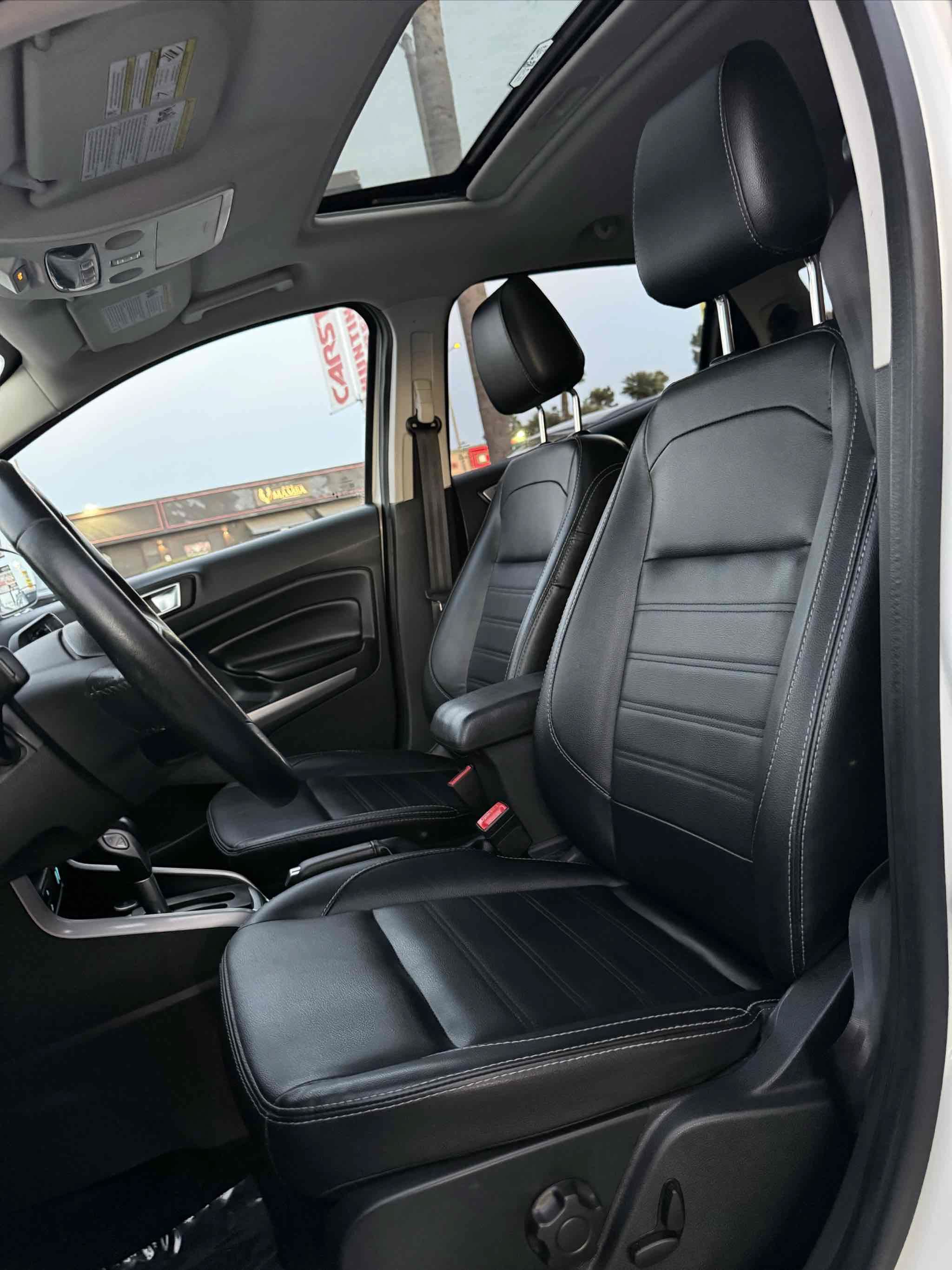 Used 2022 Ford EcoSport Titanium AWD/4WD image 91