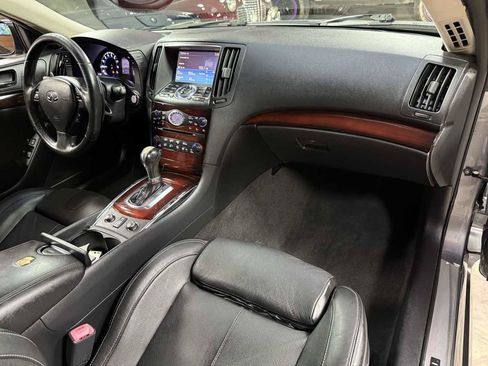 Used 2015 INFINITI Q60 AWD Coupe w/ Premium Package image 9