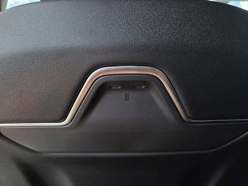 New 2026 Lincoln Navigator Premiere AWD/4WD image 17