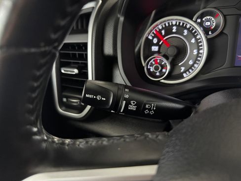 Used 2021 RAM 1500 Big Horn AWD/4WD image 35