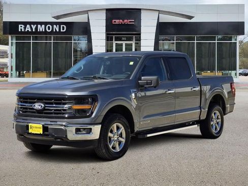 Used 2024 Ford F150 XLT w/ Mobile Office Package image 3