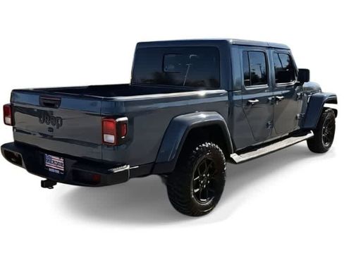 Used 2025 Jeep Gladiator Sport image 8