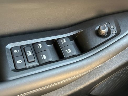 New 2026 Jeep Grand Cherokee L 4WD image 12