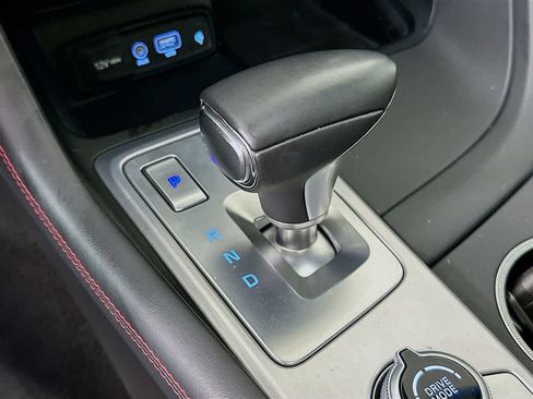 Used 2019 Genesis G70 2.0T Advanced w/ Sport Package image 19