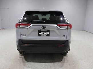Used 2023 Toyota RAV4 LE AWD/4WD video 3