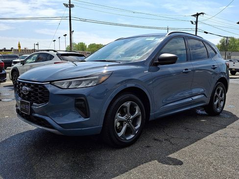 Used 2023 Ford Escape ST-Line w/ Tech Pack #1 image 3
