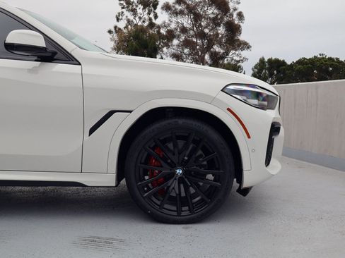 Used 2022 BMW X6 M50i w/ Premium Package AWD/4WD image 11