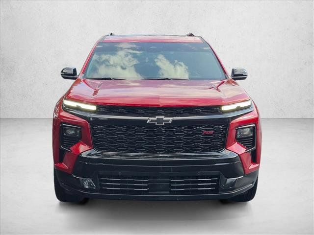 Used 2024 Chevrolet Traverse RS w/ LPO, Floor Liner Package FWD image 2