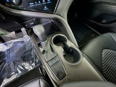 Used 2023 Toyota Camry SE image 21