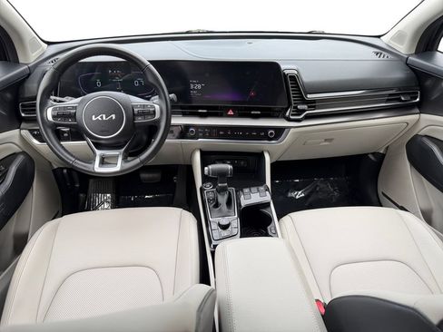 Certified 2024 Kia Sportage EX AWD/4WD image 11