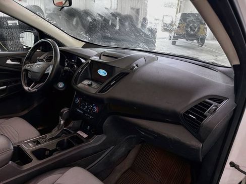 Used 2018 Ford Escape SE w/ SE SYNC Package AWD/4WD image 12