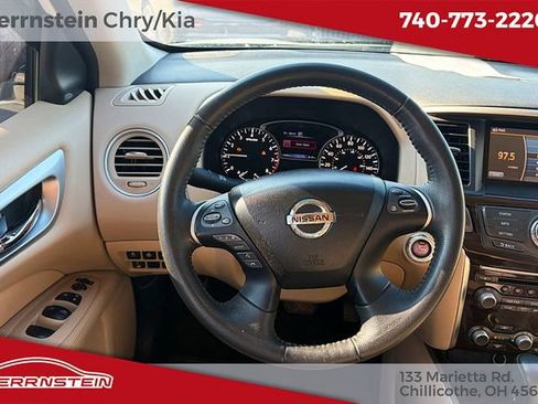 Used 2016 Nissan Pathfinder SL AWD/4WD image 9