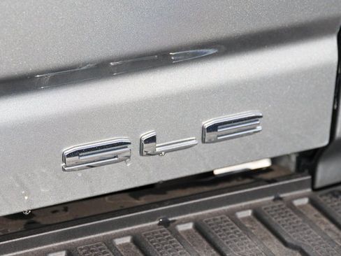 New 2026 GMC Sierra 3500 SLE w/ SLE Value Package image 8