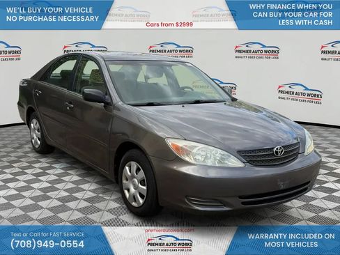 Used 2004 Toyota Camry FWD image 3