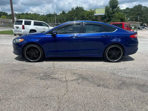 Used 2016 Ford Fusion SE image 11