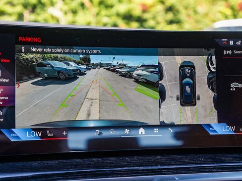 New 2026 BMW X5 xDrive50e w/ M Sport Package image 36