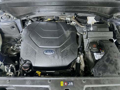 Used 2021 Kia Telluride LX FWD image 32