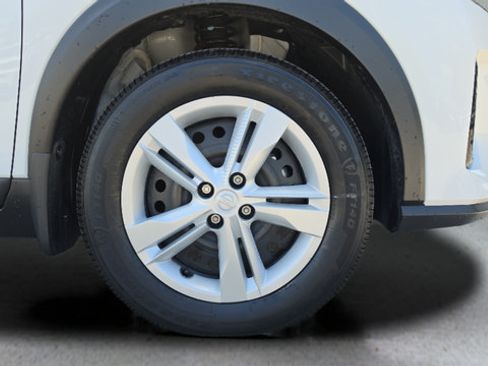 Certified 2025 Nissan Kicks Play S FWD image 39