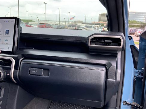 Certified 2025 Toyota 4Runner Limited AWD/4WD image 18