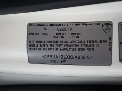 Used 2019 Lamborghini Urus image 37