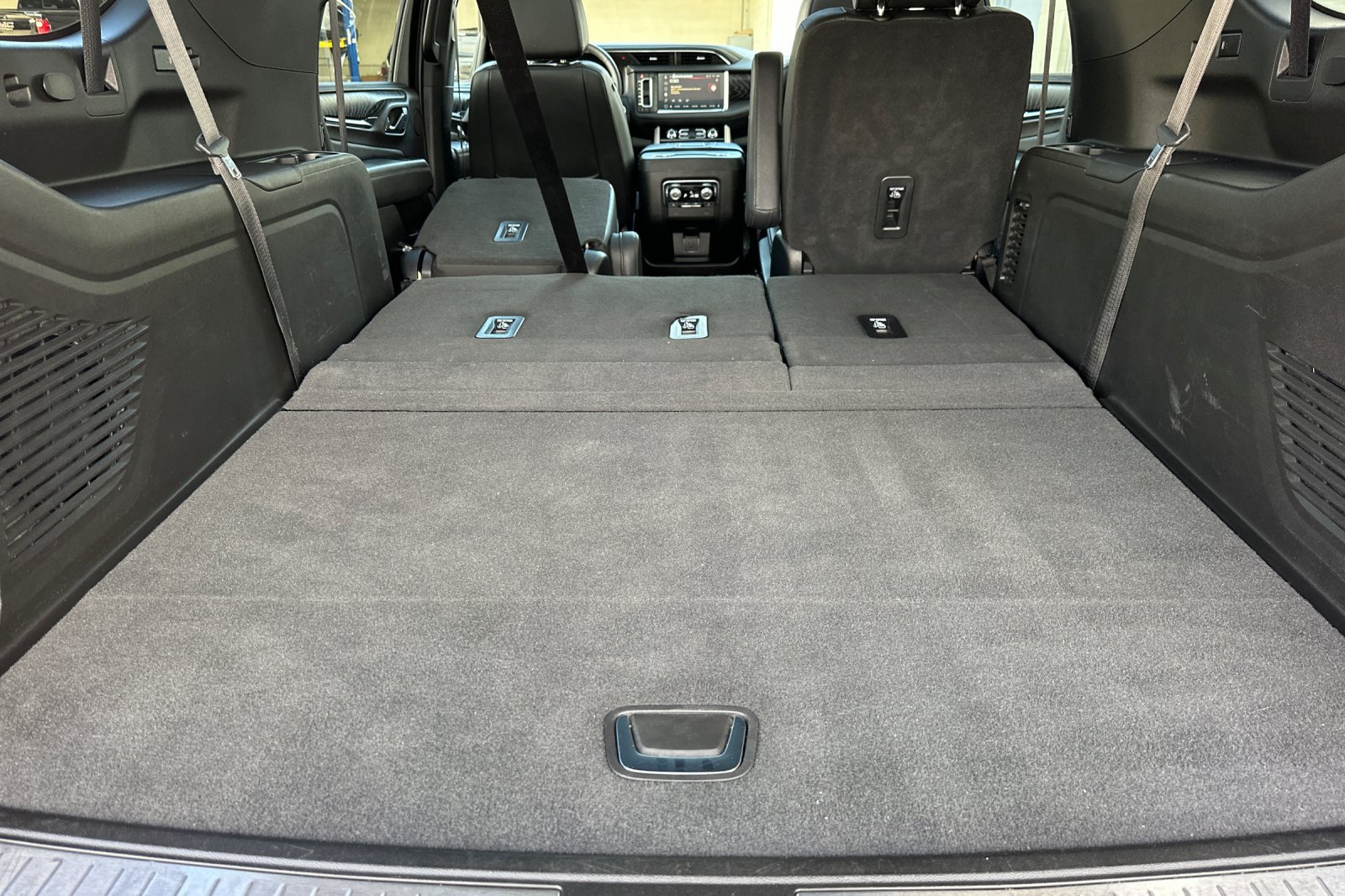 Certified 2023 GMC Yukon XL Denali w/ Max Trailering Package RWD image 18
