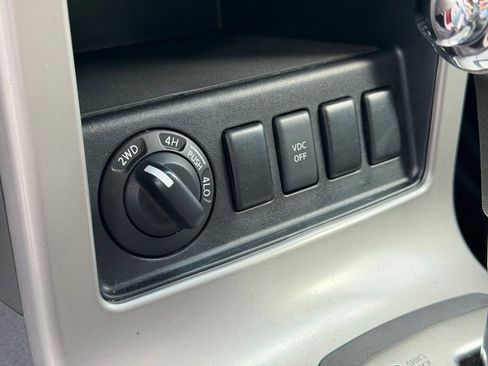 Used 2007 Nissan Pathfinder S AWD/4WD image 18