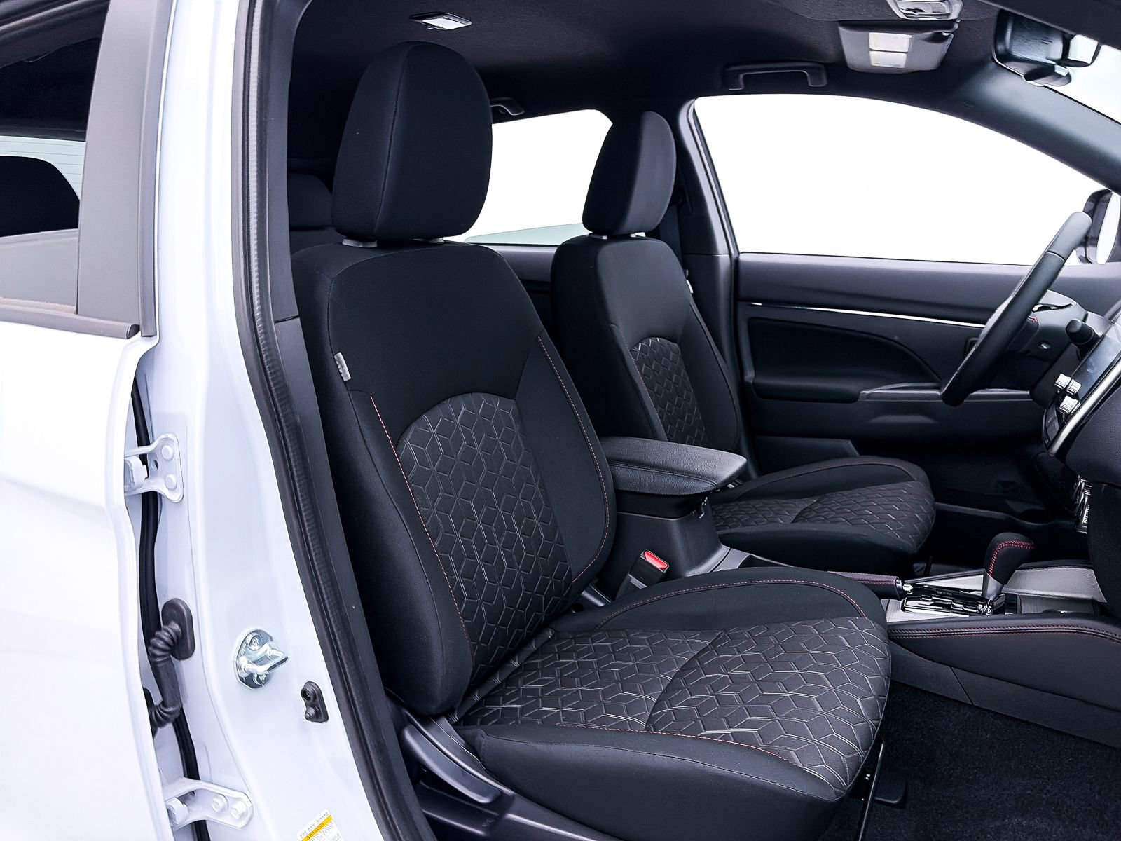 Used 2026 Mitsubishi Outlander Sport AWD image 31