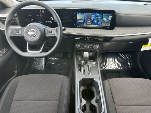 New 2026 Nissan Kicks S image 12