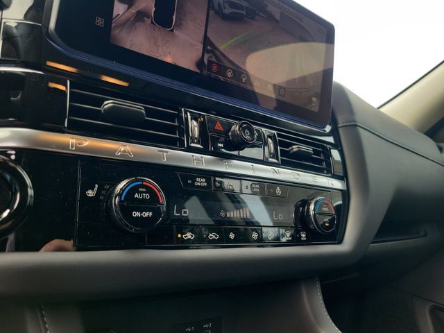 New 2026 Nissan Pathfinder SL FWD image 27