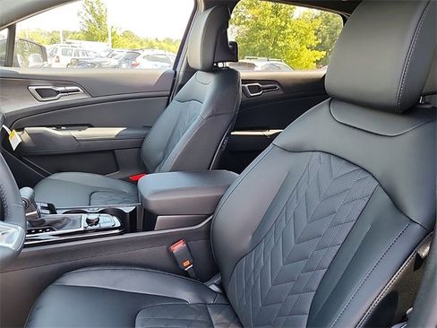 New 2025 Kia Sportage X-Line w/ Premium Package image 14