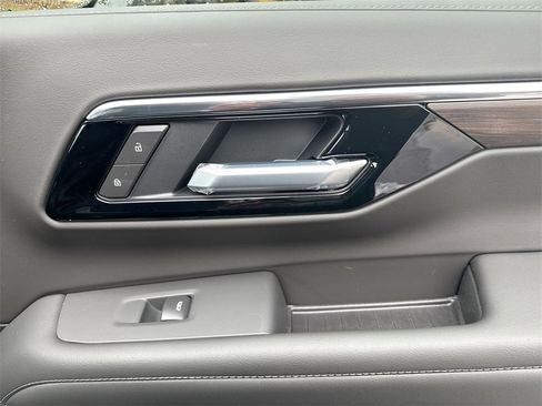 New 2026 Chevrolet Tahoe Z71 w/ Comfort Package image 33