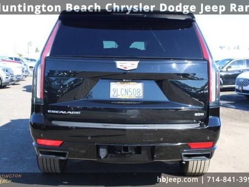 Used 2024 Cadillac Escalade Sport image 4