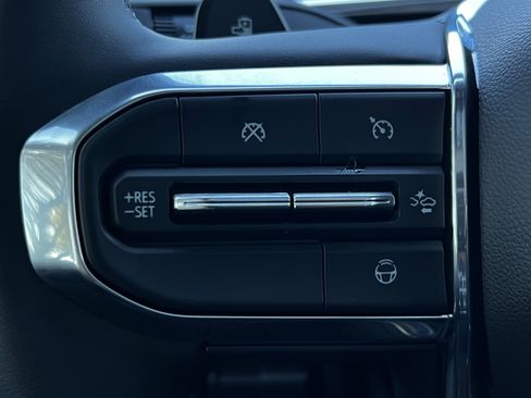 New 2025 GMC Sierra EV Denali image 11