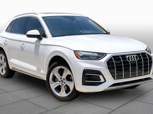 Used 2021 Audi Q5 2.0T Premium Plus w/ Premium Plus Package AWD/4WD image 3