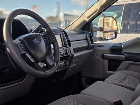 Used 2021 Ford F250 XLT image 7