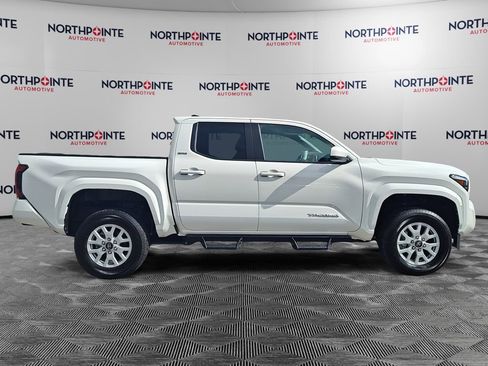 Used 2024 Toyota Tacoma SR5 image 7