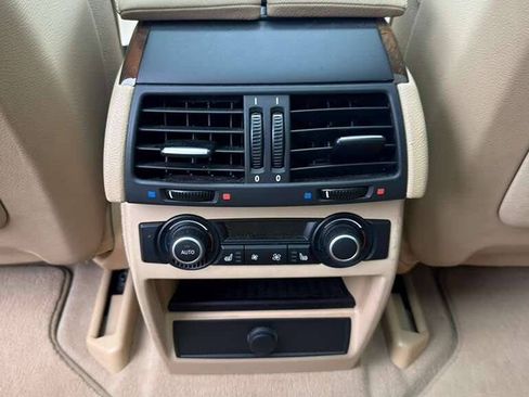 Used 2009 BMW X5 xDrive30i image 22