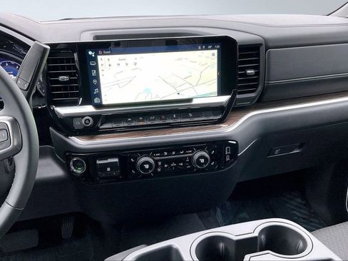 New 2026 Chevrolet Silverado 1500 LT w/ Z71 Off-Road Package image 6