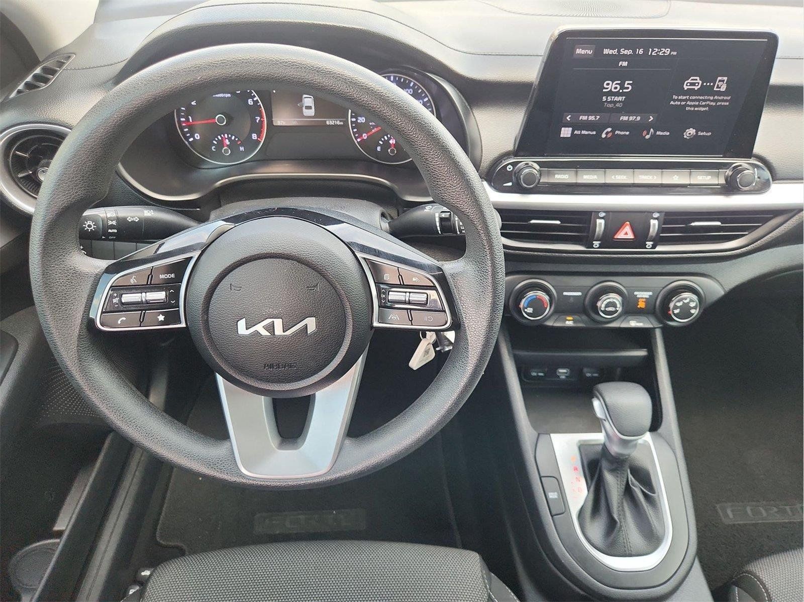 Used 2023 Kia Forte LXS FWD image 11