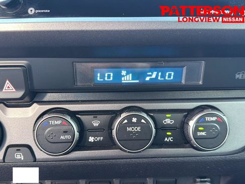 Used 2023 Toyota Tacoma TRD Sport AWD/4WD image 9