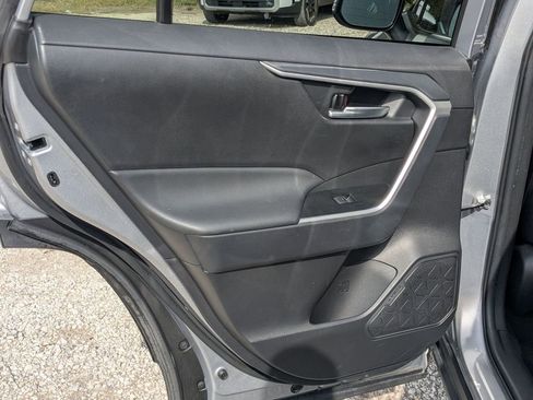 Used 2025 Toyota RAV4 XLE AWD/4WD image 24