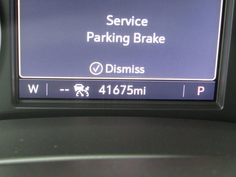 Used 2024 Buick Enclave Essence w/ Sport Touring Edition image 28