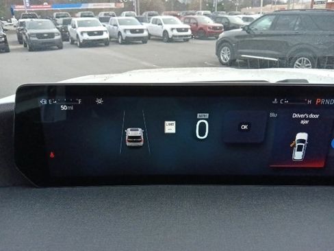 New 2025 Ford Expedition Active image 20