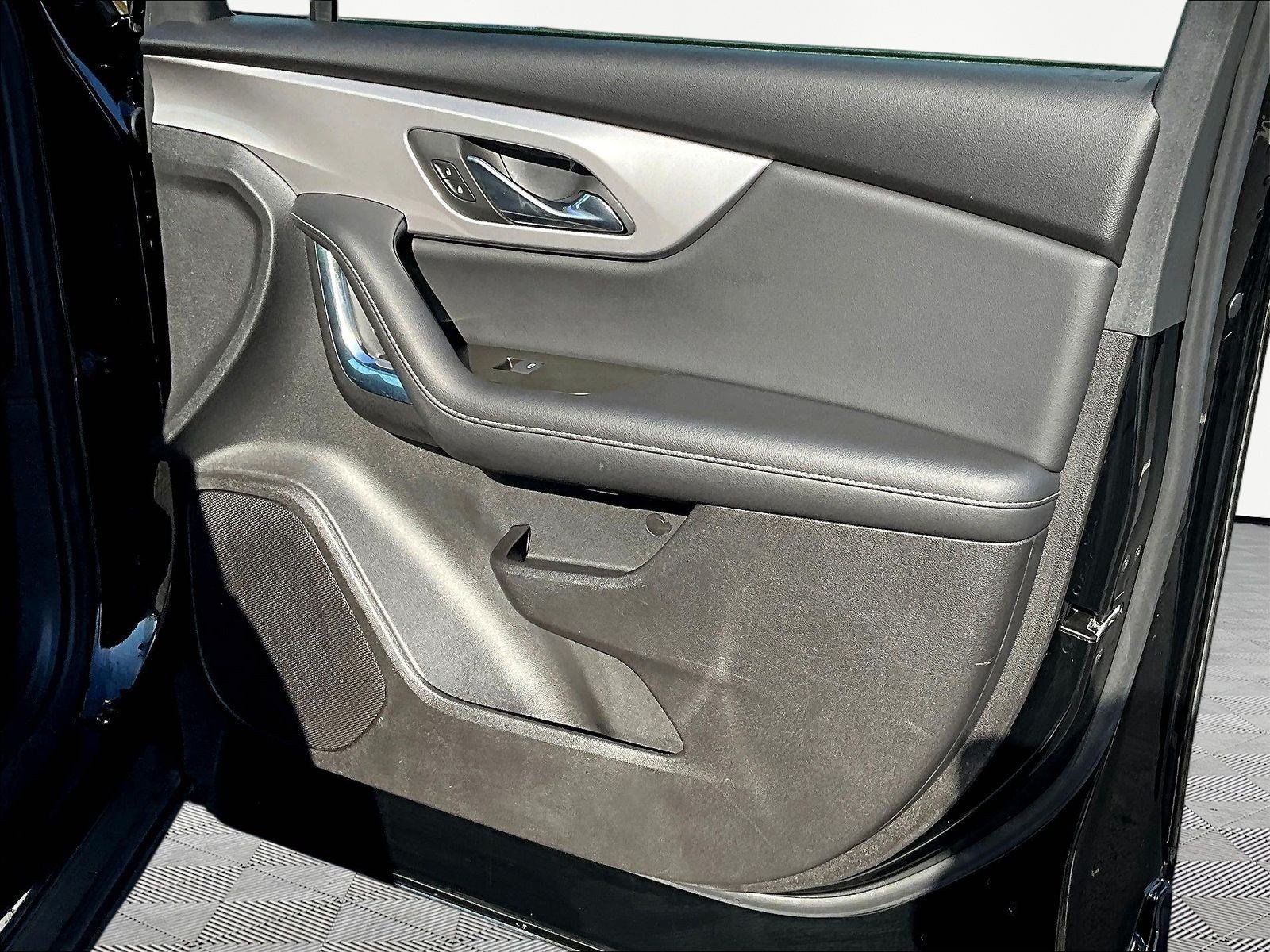 Used 2024 Chevrolet Blazer LT w/ Convenience Package FWD image 28