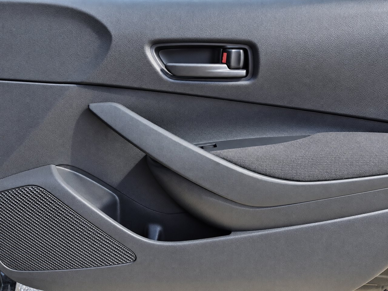 Used 2025 Toyota Corolla LE FWD image 20
