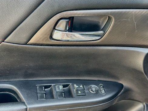 Used 2017 Honda Accord Sport Special Edition image 18