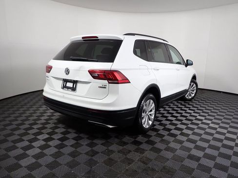 Used 2018 Volkswagen Tiguan S image 17