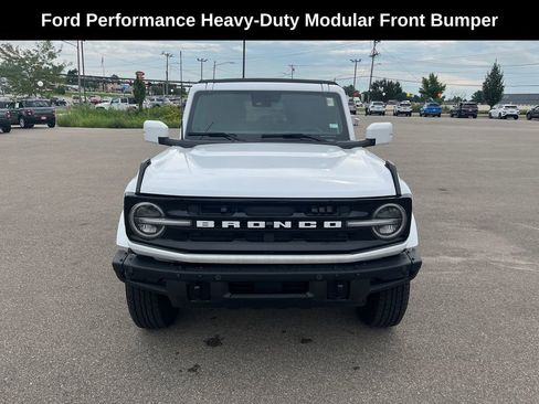 Used 2024 Ford Bronco Outer Banks image 10