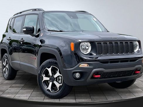 Used 2022 Jeep Renegade Trailhawk w/ Sun/Sound Group AWD/4WD image 10